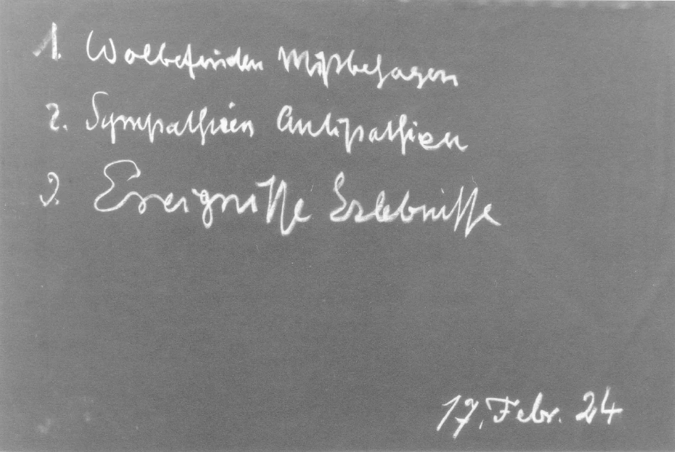 235-T04